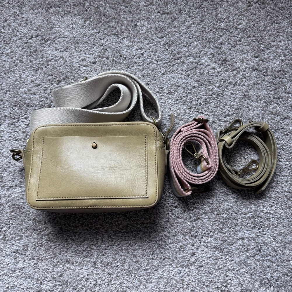 Madewell Green (Muted Olive) Transport Camera Bag with Three Adjustable straps